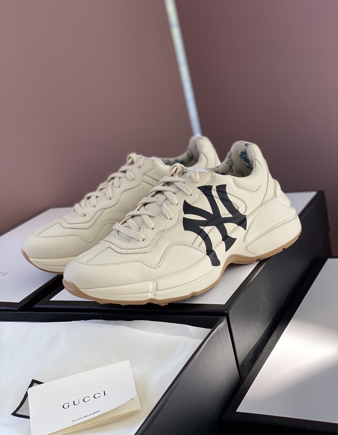 https://cocofashiont.x.yupoo.com/albums (pass...